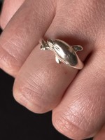 Delfines ezüst gyűrű