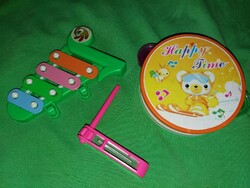 Retro plastic children's toy musical instrument set 4 pieces in one according to the pictures
