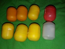 Retro kinder surprise figure package, the figures are still in the eggs, 8 pieces in one as shown in the pictures