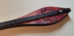 Unique (mountain) zither / dulcimer instrument