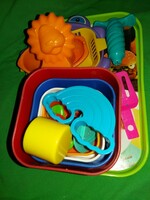 Retro outdoor sandbox set in a package with many pieces in good condition as shown in the pictures