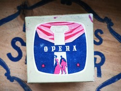 Opera powder box