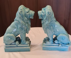 Szenzációs porcelán oroszlánok párban, alapmázzal bevont