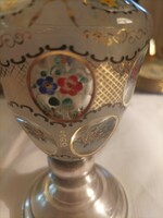 Kézzel festett ezüst talpú üveg váza