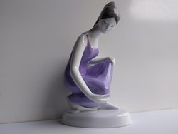 Hollóházi - lila ruhás vízmerítő lány, szép festéssel, hibátlan 18 cm