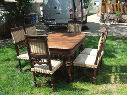 Reneszánsz faragott asztal hat szék