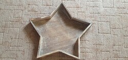 Star-shaped wooden tray for Christmas
