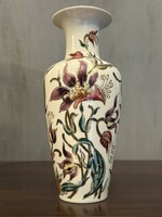 Zsolnay's orchid vase is a cunning judit