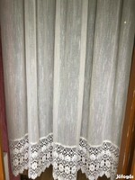 Translucent semi-organza curtain with white ready-made curtain with lace insert