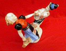 Herend porcelain dancing couple figurines. Very beautiful, flawless.