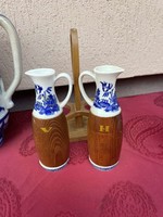 Wooden table vinegar/oil holder with porcelain inlay