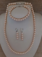 Retro beautiful condition tekla pearl necklace with matching bracelet and dangling hook earrings