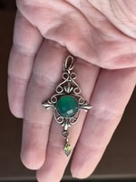 Gyönyörű kézműves zöld ónix/peridot drágaköves ezüst medál