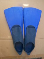 1 pair of branded frog soles (made in Italy) for divers, in good condition, size 38/39