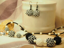 Handmade jewelry set, clown berries