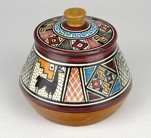 1N159 Peruvian llama decorated ceramic bonbonier