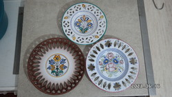 Openwork decorative wall plates