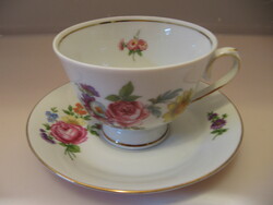 Retro mixed flower cup with rose bouquet