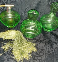 Antik zöld színű üveg parfümös készlet