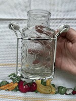 Szép kis vintage üveg váza koptatott fém tartóban