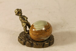 Bronze statue with agate egg 463