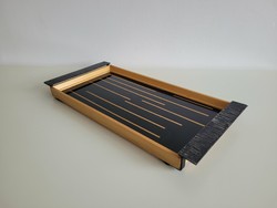 Retro nagy méretű 47,5 cm fekete üveglapos aranycsíkos mid century iparművészeti tálca arany csíkos