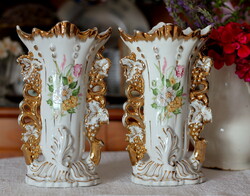 Vieux paris/ vieux bruxelles beautiful, flawless pair of porcelain Wedding vases, wedding vases