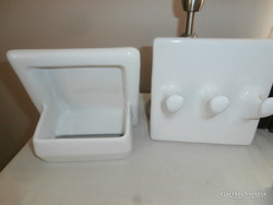 Retro porcelain bathroom panels