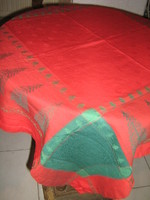 Beautiful Christmas holiday elegant red-green woven tablecloth