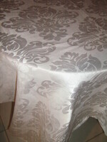 Beautiful baroque pattern elegant shiny snow white silk damask tablecloth large runner