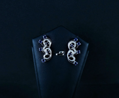 Dreamy, 10k white gold earrings with diamonds and iolite gems!!!