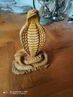 Kobra szobor