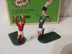 Régi műanyag mini focista bedobó figurák eredeti dobozukban