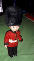 Antique blinking doll English soldier palace guard guard soldier 20 cm according to pictures