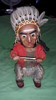 Vintage fém  lemez lemezáru és plasztik figura ülő doboló Indián Joe játék 30 cm a képek szerint