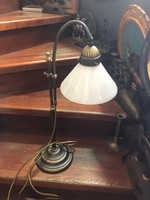Asztali lámpa , működőképes állapotban, 50 cm magasságú.régi