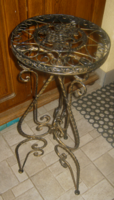Iron flower stand table