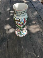 Kicsi Balatonalmádi feliratú kerámia váza