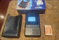 Casio tv-400 mini color LCD television in scratch-free condition in box with papers