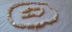 Mother of pearl necklace and bracelet set