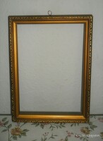 Old gilded wooden picture frame 23.5 X 17.5 Cm.