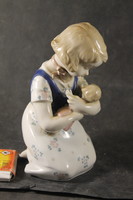 Német porcelán kislány babával 804