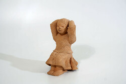 Erzsébet Illár little girl braiding her hair 16x12x10cm terracotta statue | ceramic figurine girl combing her hair