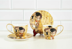 Coffee cups with Gustav Klimt's painting 