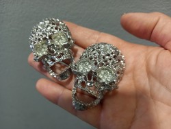 Jewelry skull pendant with rhinestones