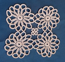 Crocheted lace spreader