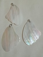 Angel wing pendants from shells.