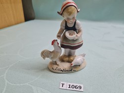 T1069 Fasola & Stauch Bock Wallendorf porcelán Tyukokat etető kislány