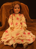 Porcelain head doll (428356)