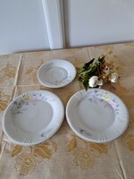 3 small plates for replacement or addition 46.
